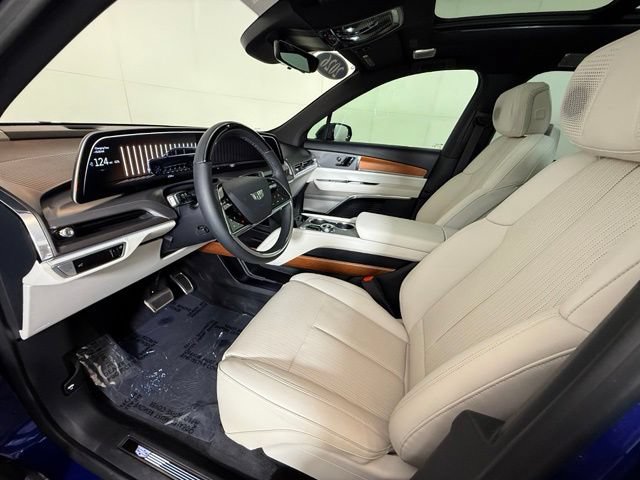 Used 2026 Cadillac Vistiq Sport AWD/4WD image 14