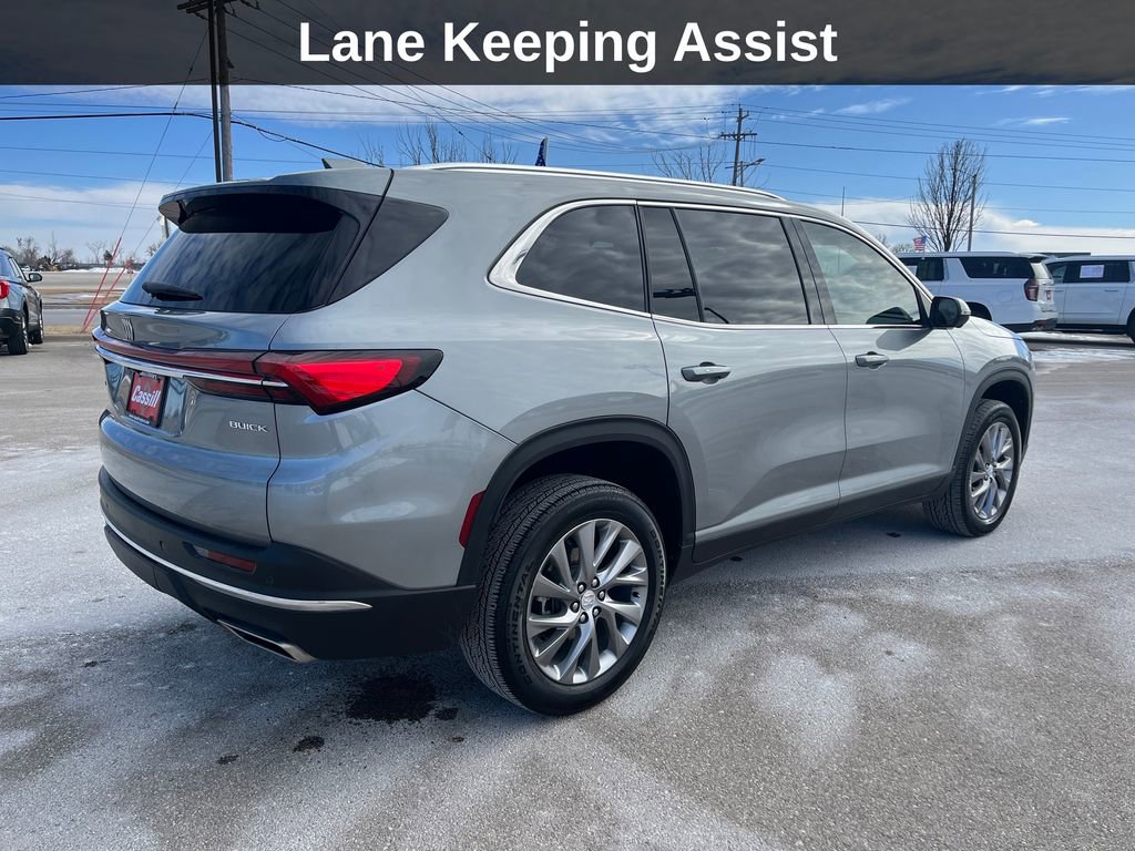Used 2025 Buick Enclave Preferred image 5
