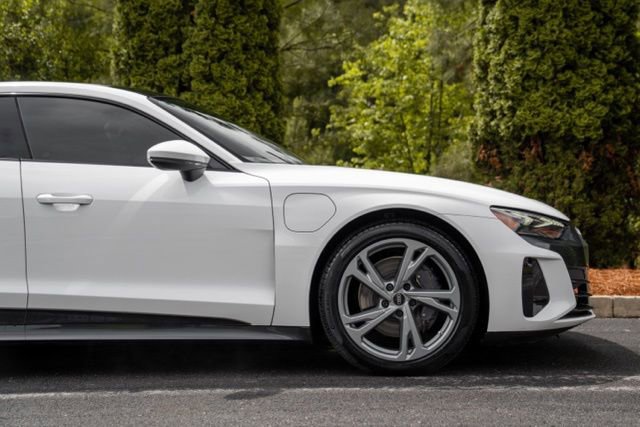 Used 2022 Audi e-tron GT Premium Plus AWD/4WD image 13