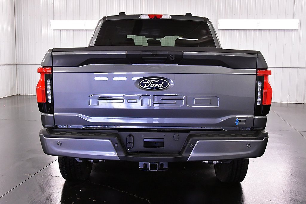 Used 2025 Ford F150 Lightning XLT image 7