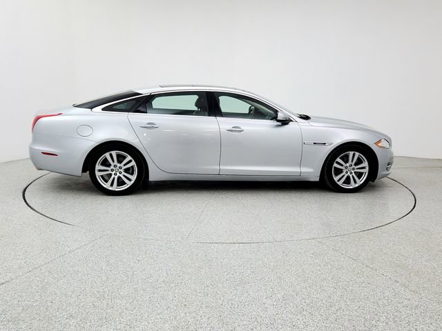 Used 2012 Jaguar XJ L image 4
