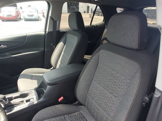 Used 2024 Chevrolet Equinox LT w/ LPO, Floor Liner Package FWD image 18