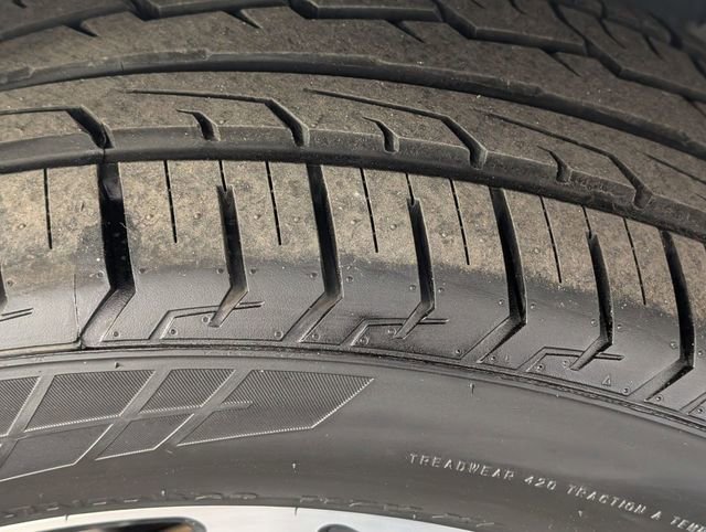 Used 2023 Ford Expedition Max Limited image 9