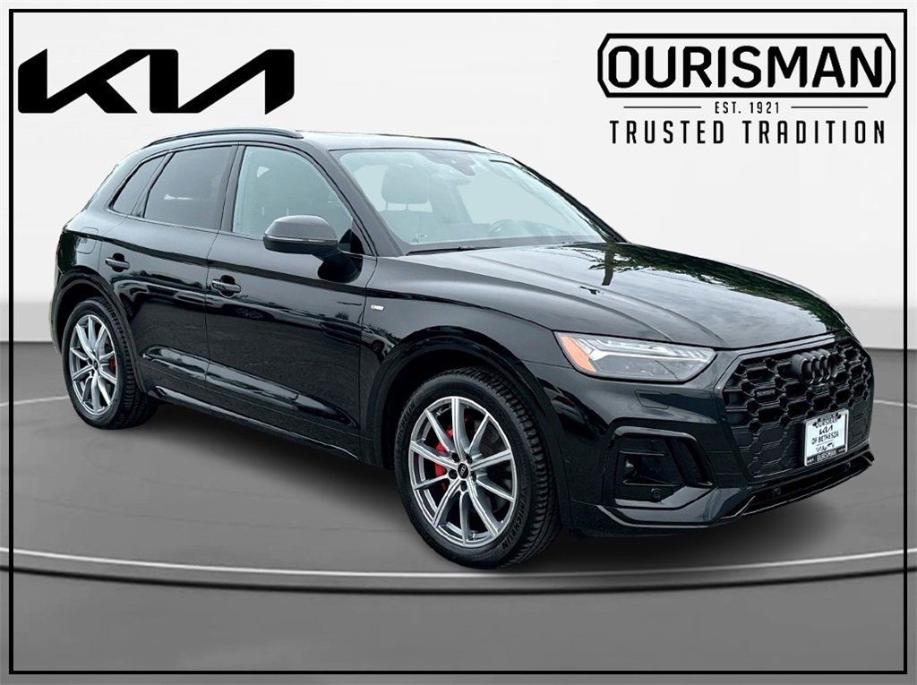 Used 2024 Audi Q5 e Prestige w/ Prestige Package