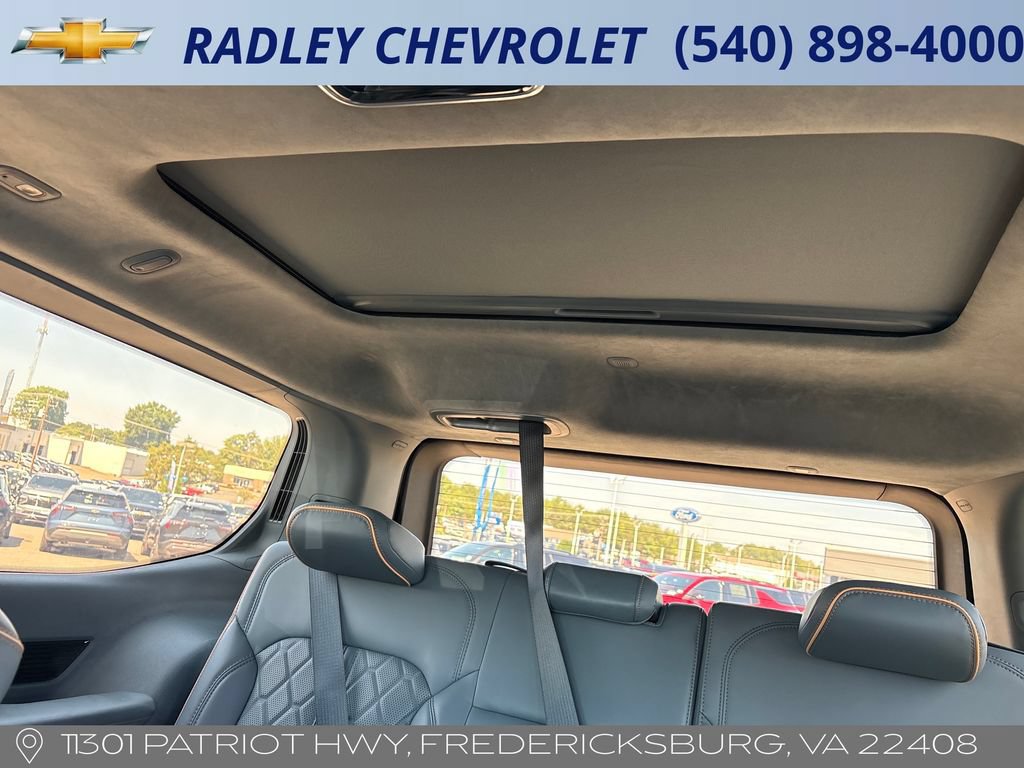 Used 2022 Jeep Grand Wagoneer Series III w/ Rear Seat Video Group 1 AWD/4WD image 15