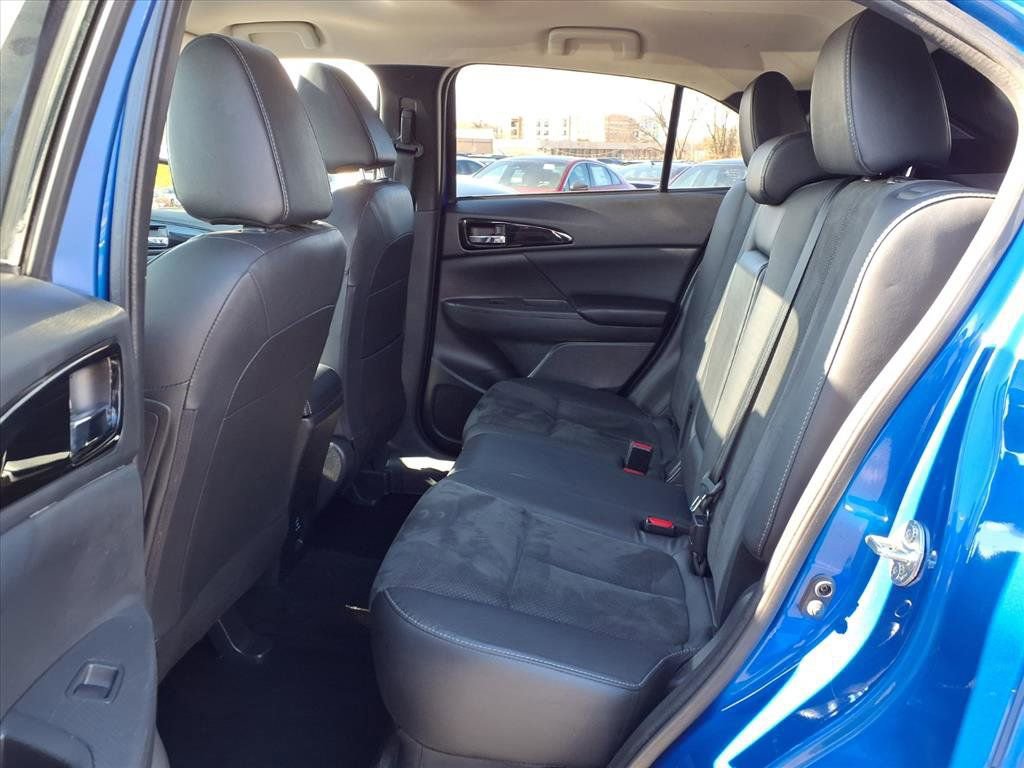 Used 2023 Mitsubishi Eclipse Cross SE image 23