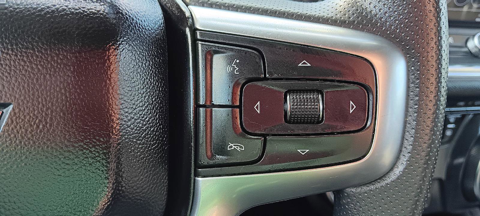 Used 2022 Chevrolet Blazer LT image 19