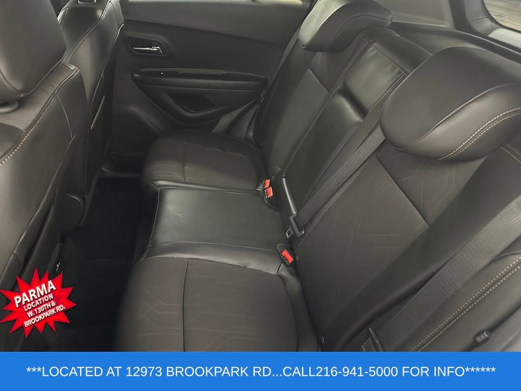 Certified 2022 Chevrolet Trax LT w/ LT Convenience Package AWD/4WD image 18