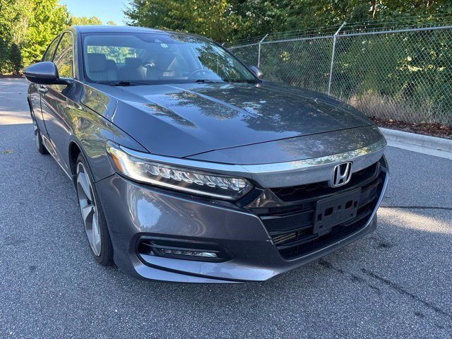 Used 2020 Honda Accord Touring image 3