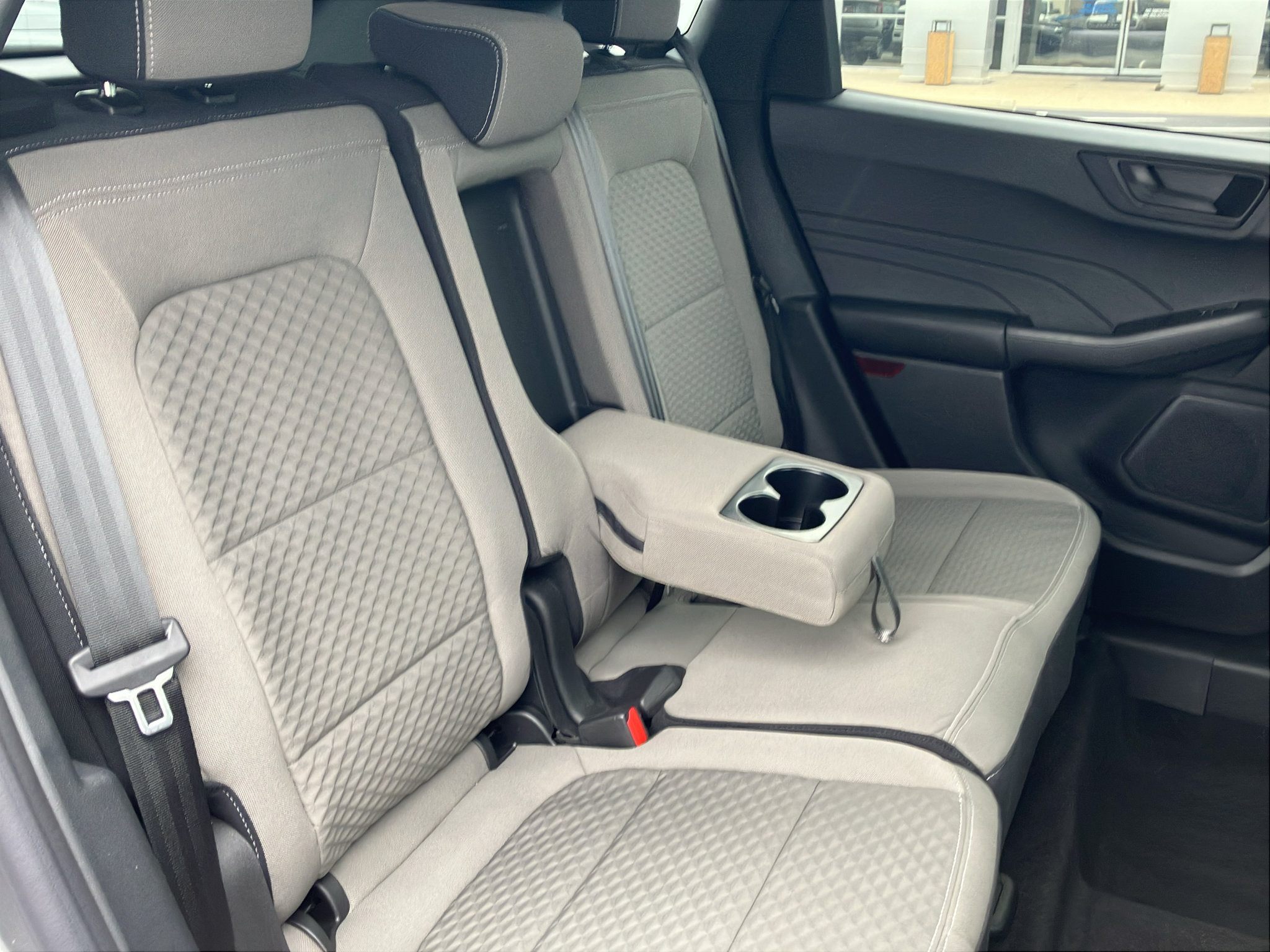 Used 2022 Ford Escape SE w/ SE Sport Appearance Package FWD image 33