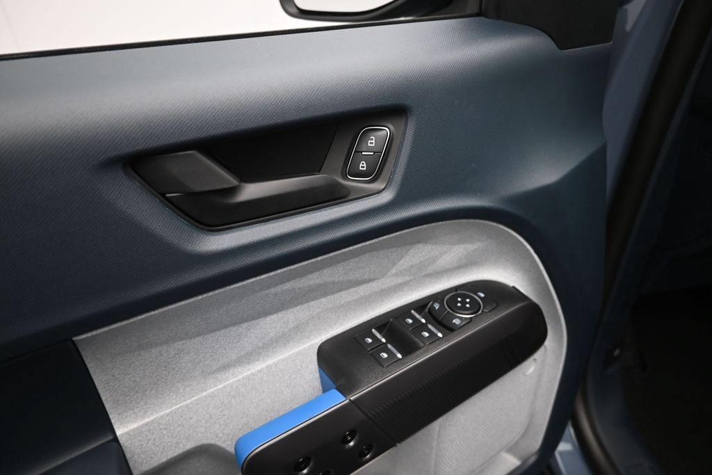 New 2026 Ford Maverick XLT FWD image 9