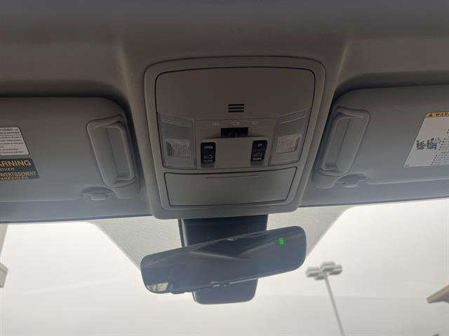 Used 2016 Toyota RAV4 Limited image 16