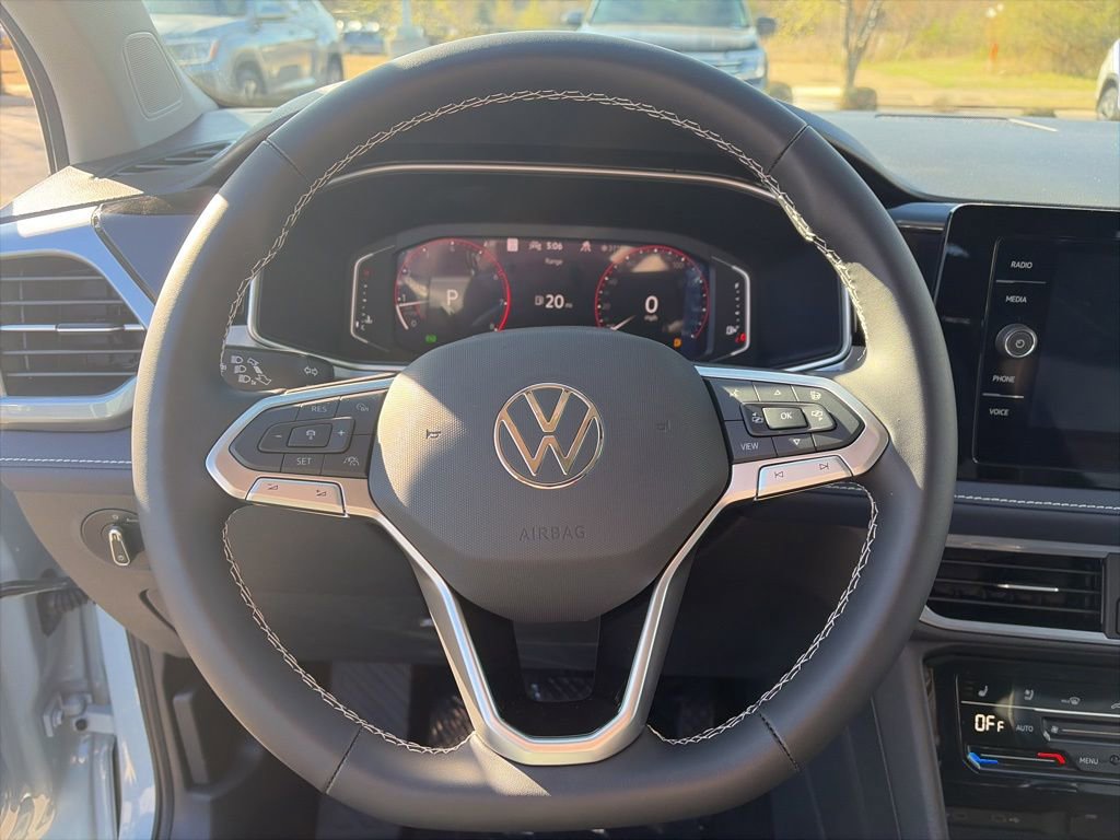 New 2026 Volkswagen Taos SEL AWD/4WD image 14