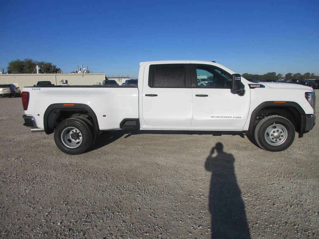 New 2026 GMC Sierra 3500 Pro image 3