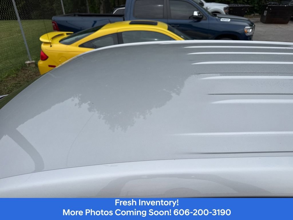 Used 2020 Chevrolet Equinox LT FWD image 9