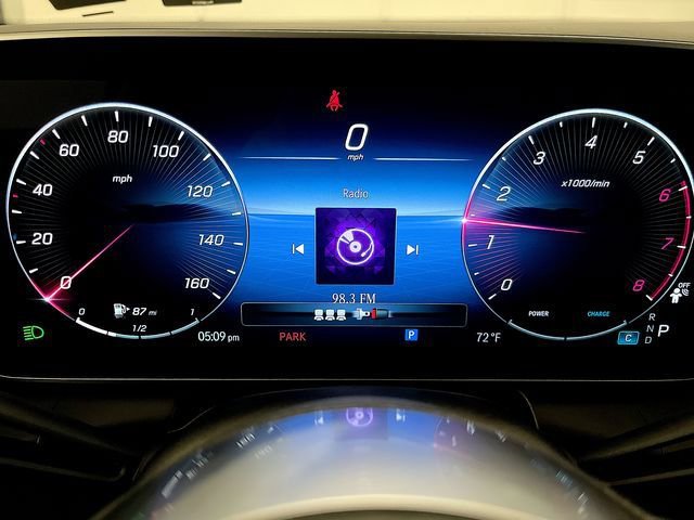 Used 2024 Mercedes-Benz GLC 300 image 17