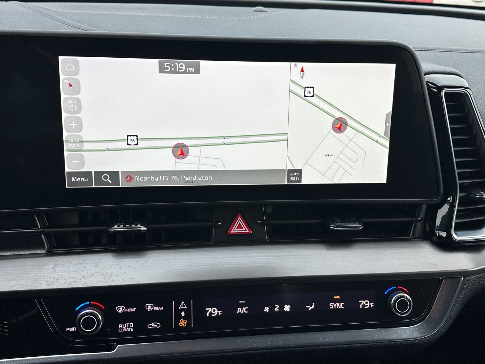 Used 2025 Kia Sportage EX image 12