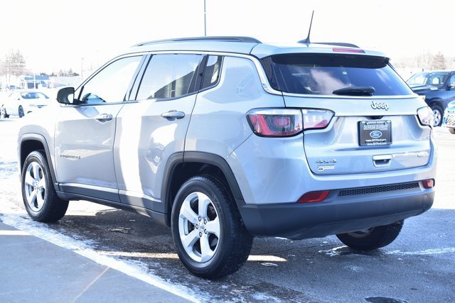 Used 2018 Jeep Compass Latitude w/ Popular Equipment Group image 9