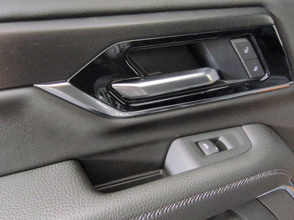 New 2026 GMC Yukon Denali AWD/4WD image 30