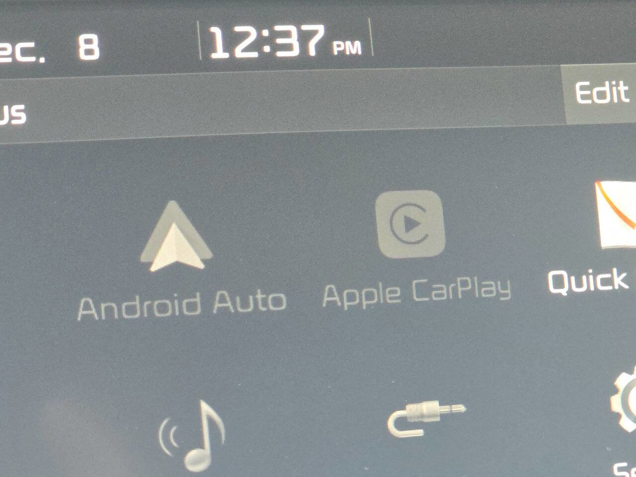 Used 2020 Kia Optima LX image 3