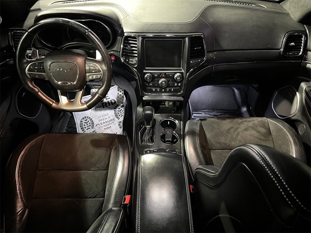 Used 2017 Jeep Grand Cherokee SRT image 41