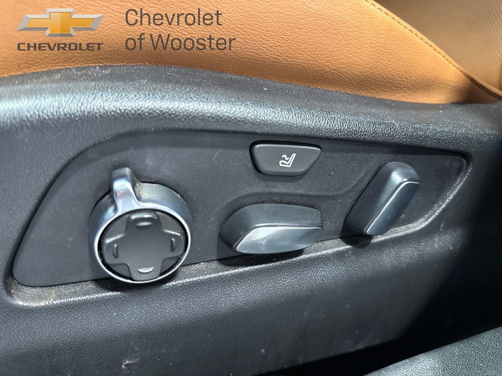 Used 2020 Cadillac XT4 Premium Luxury w/ Enhanced Visibility Package image 21