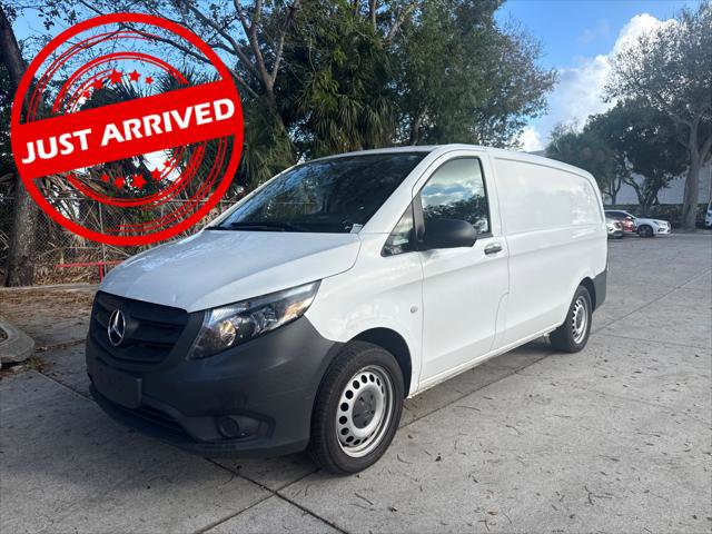 Used 2020 Mercedes-Benz Metris image 1