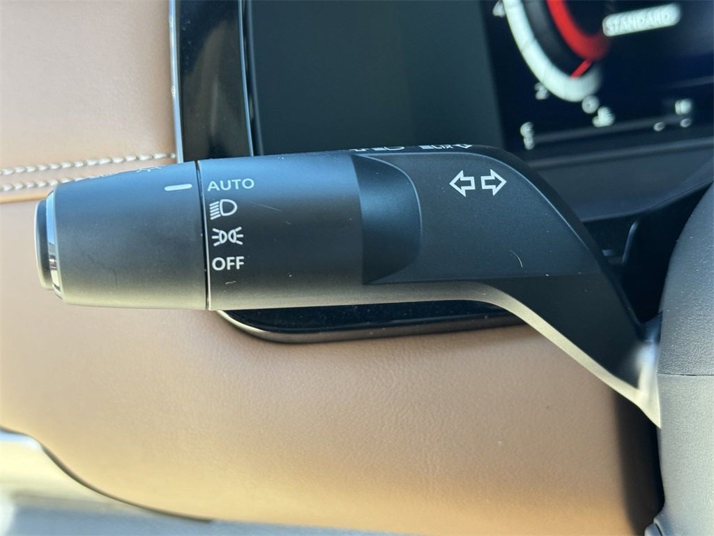 New 2025 Nissan Pathfinder Platinum w/ Cargo Package image 28