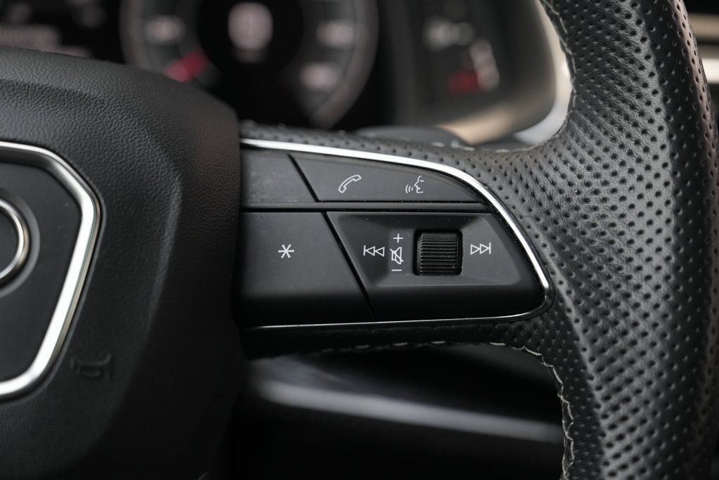 Used 2022 Audi SQ8 Prestige w/ Prestige Package image 48