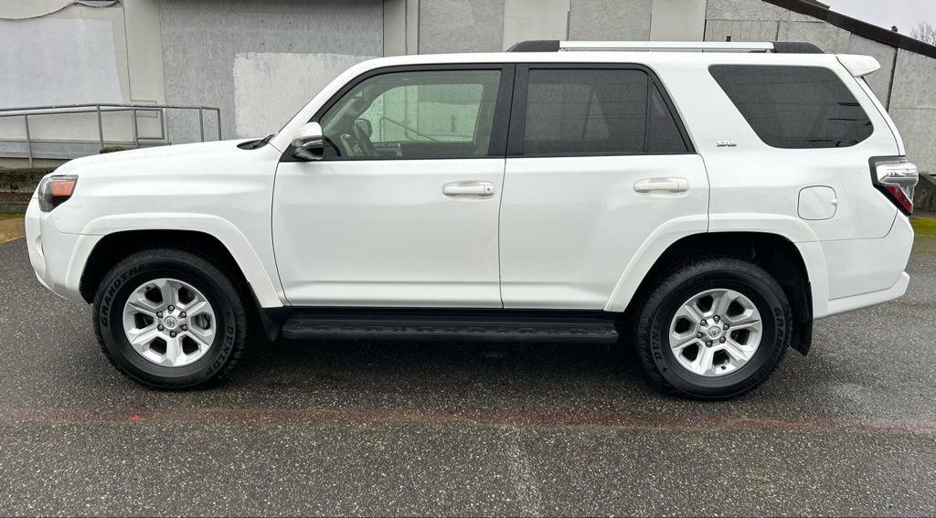 Certified 2024 Toyota 4Runner SR5 Premium w/ Moonroof Package image 8