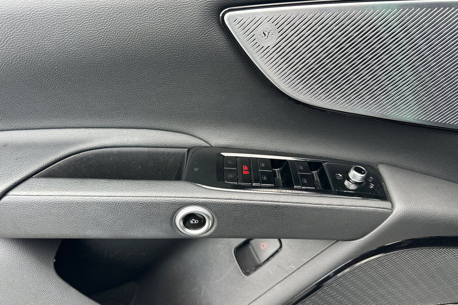 Used 2024 Maserati Grecale GT image 12