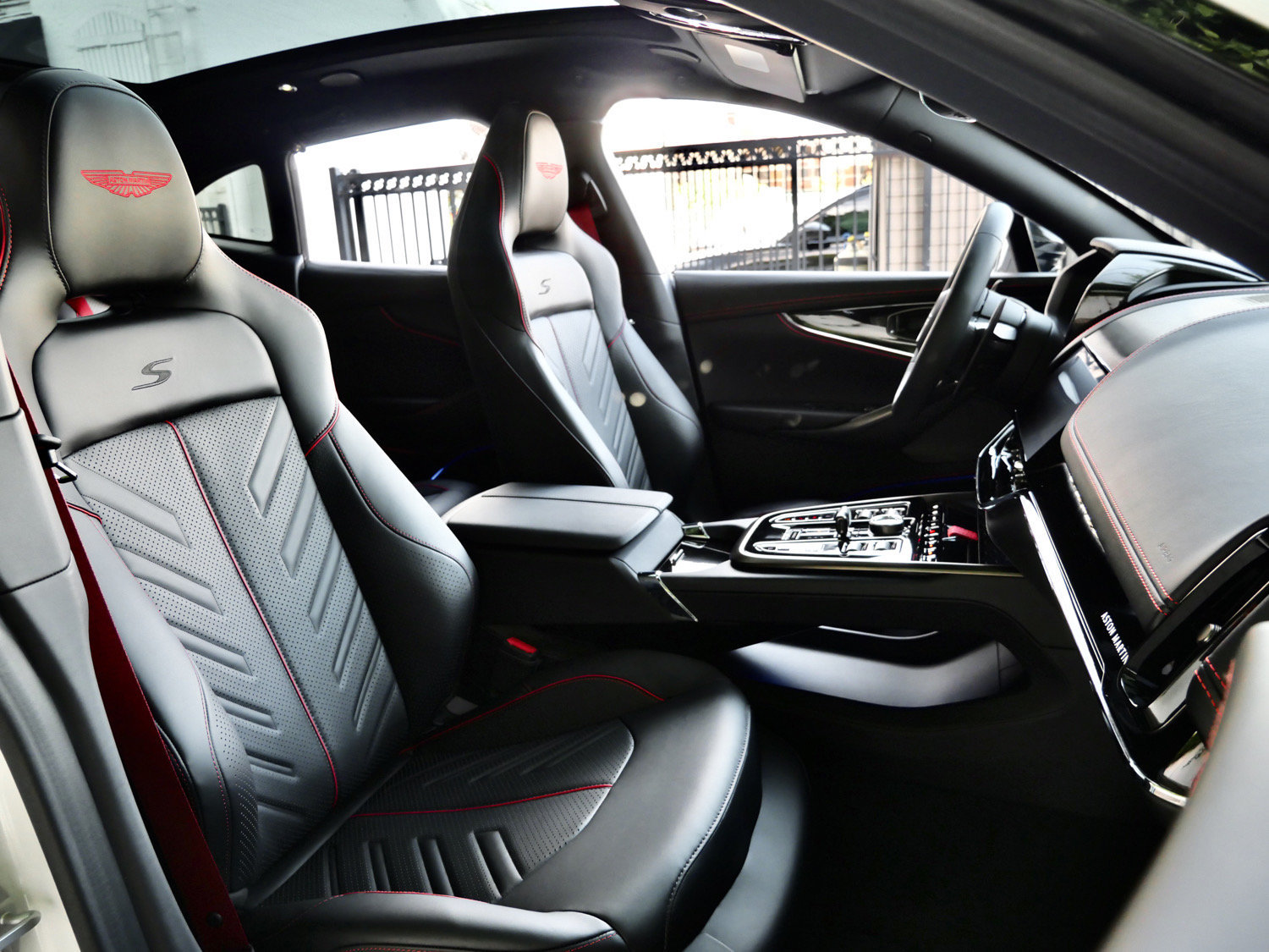 New 2026 Aston Martin DBX S AWD/4WD image 12