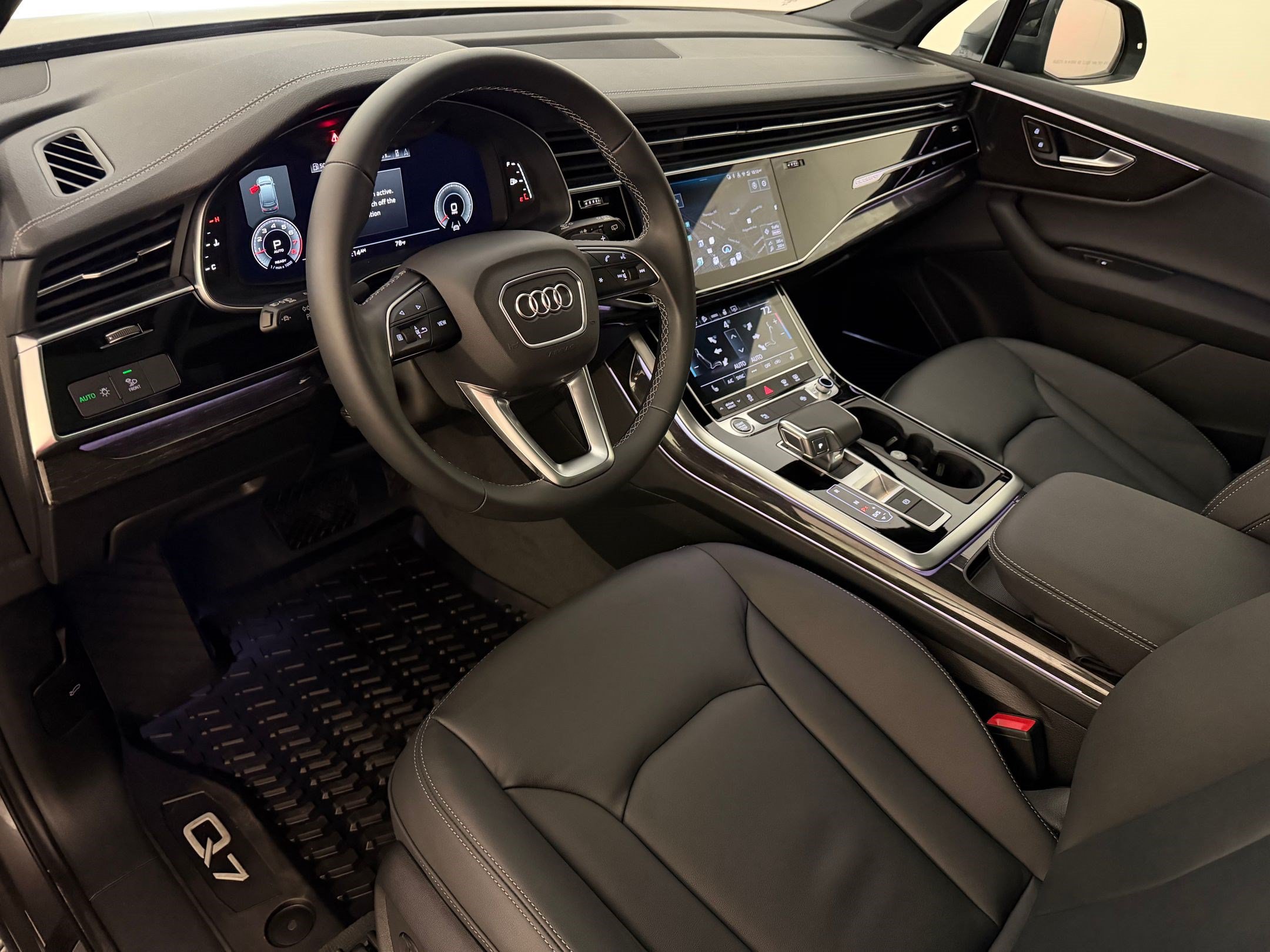Certified 2026 Audi Q7 2.0T Premium w/ Convenience Plus Package AWD/4WD image 4