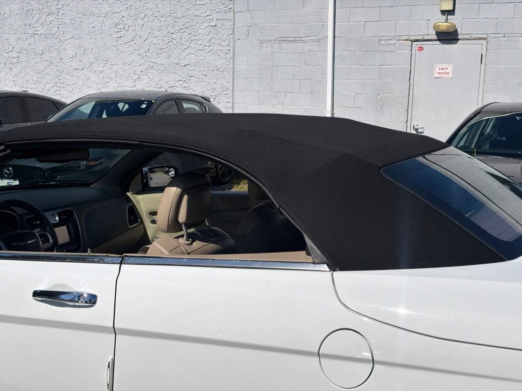 Used 2013 Chrysler 200 Limited FWD image 35