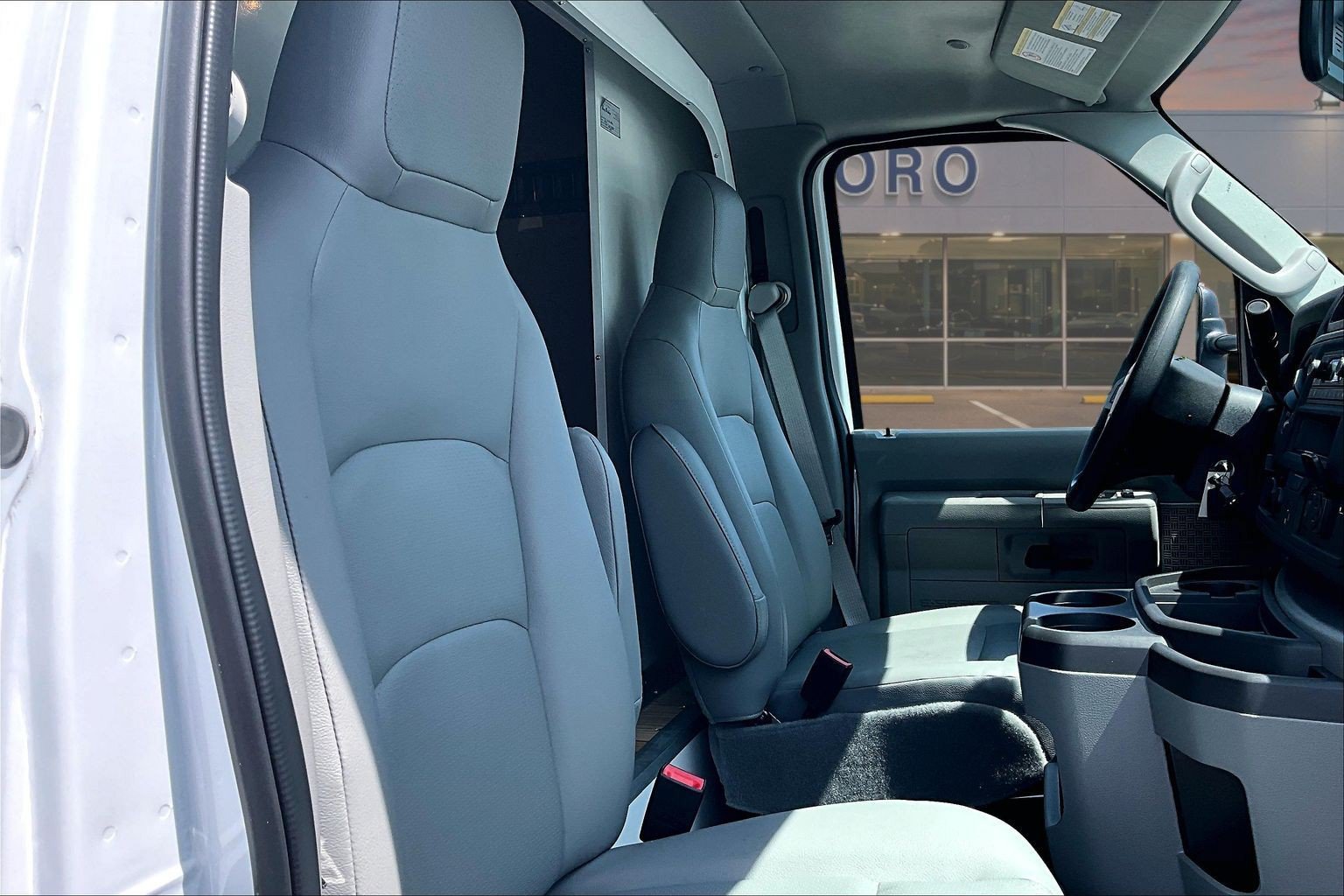 New 2027 Ford E-450 and Econoline 450 Super Duty w/ Power Equipment Group RWD image 8