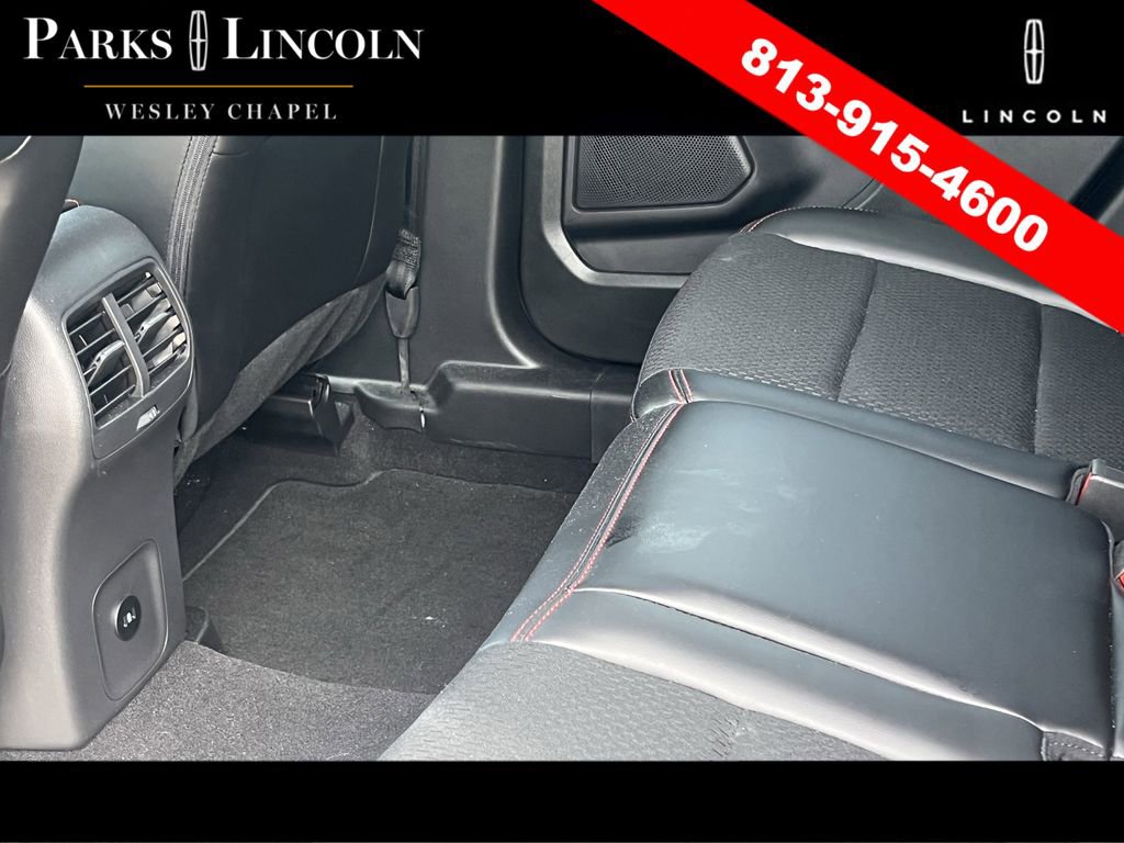 Used 2025 Ford Escape ST-Line w/ Cold Weather Package image 9