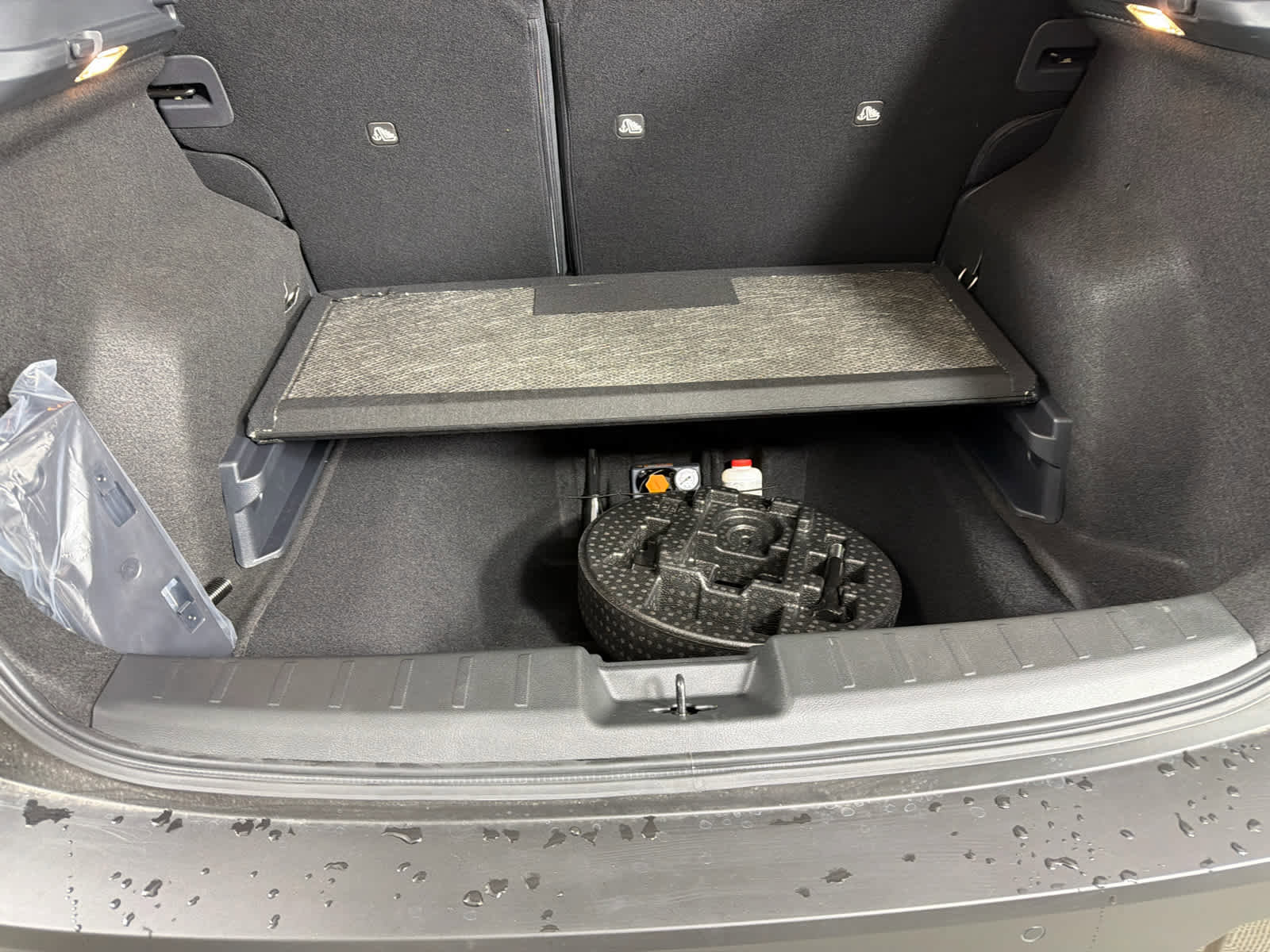 New 2026 Nissan Kicks SR w/ SR Premium Package image 6