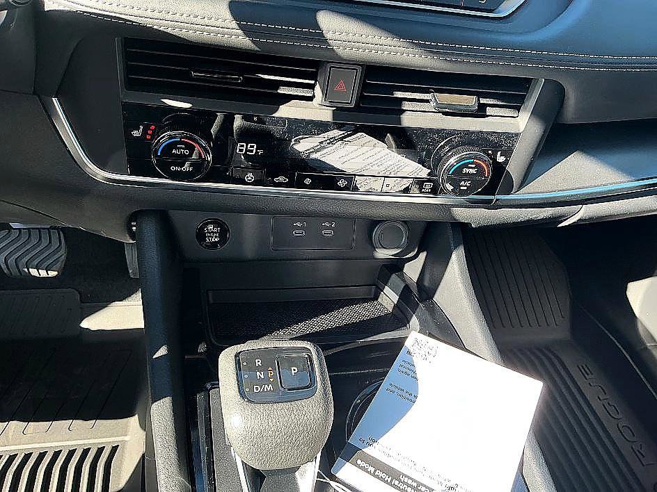 New 2026 Nissan Rogue SV image 13