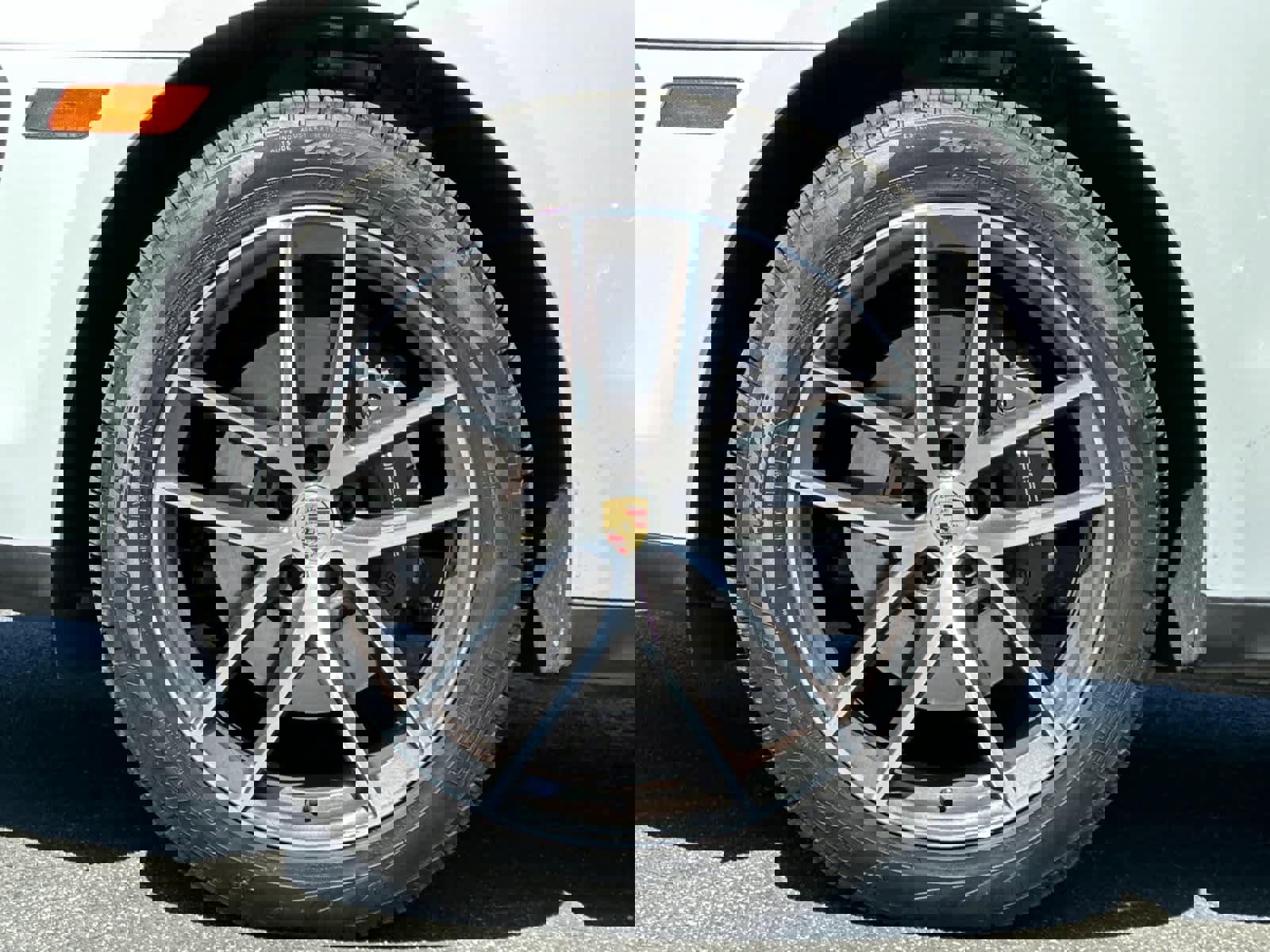 Used 2025 Porsche Macan image 31