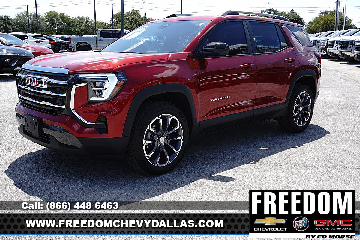 New 2026 GMC Terrain Elevation w/ Elevation Premium Package FWD image 3