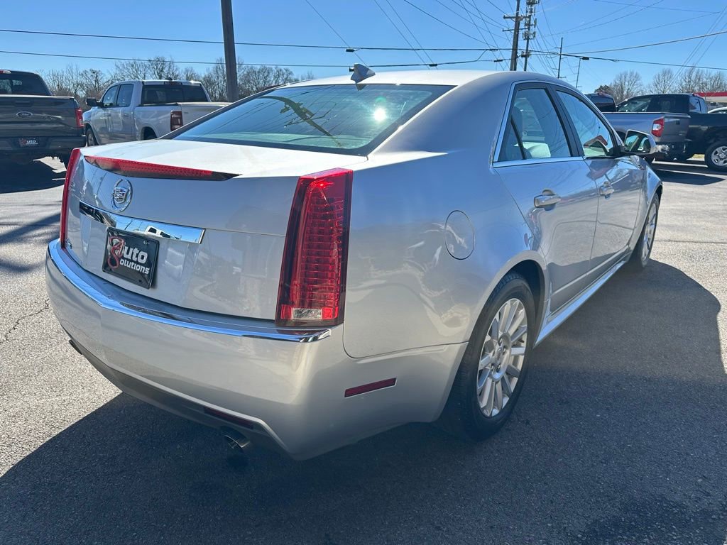 Used 2010 Cadillac CTS Luxury image 3