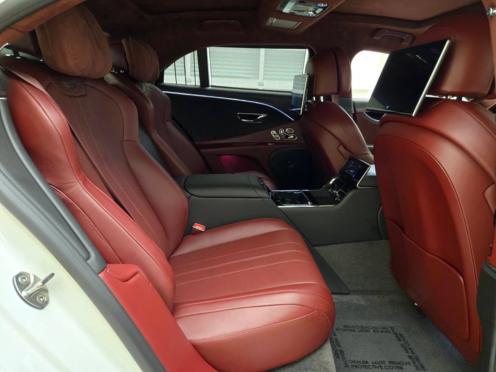 Certified 2023 Bentley Flying Spur V8 AWD/4WD image 26
