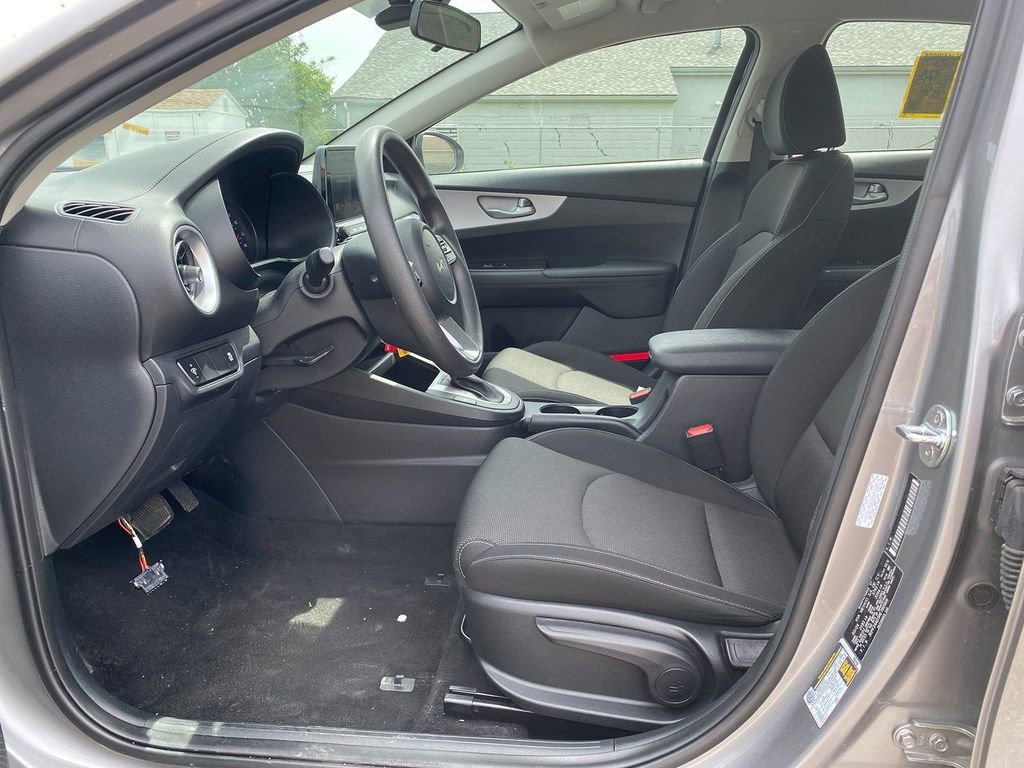 Used 2024 Kia Forte LXS image 12