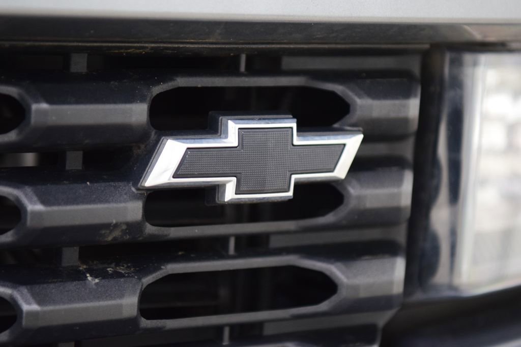 Used 2022 Chevrolet Silverado 1500 Custom w/ Safety Confidence Package AWD/4WD image 14