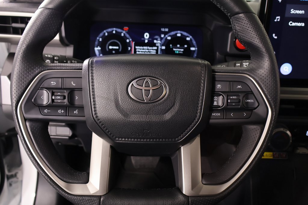 Used 2025 Toyota 4Runner TRD Off-Road Premium image 3