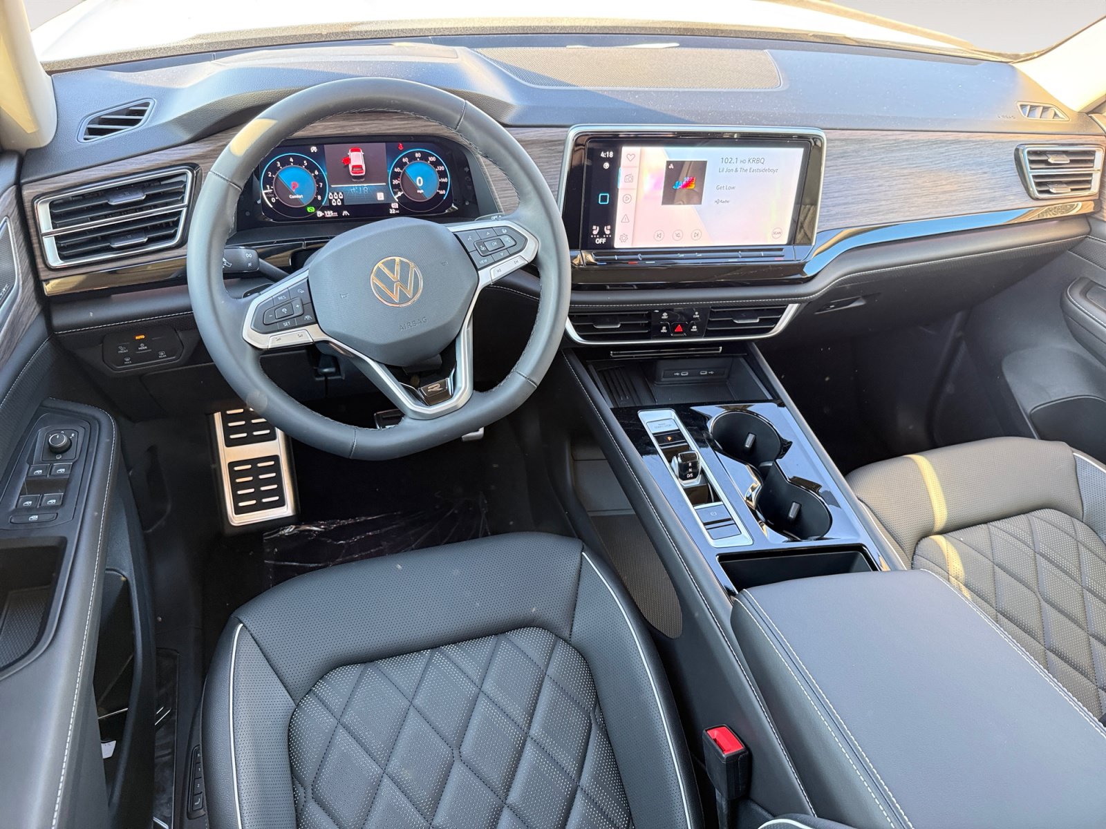 New 2025 Volkswagen Atlas SEL Premium R-Line AWD/4WD image 15