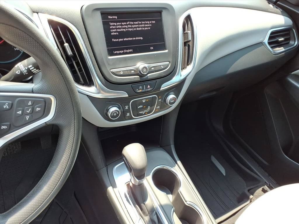 Used 2022 Chevrolet Equinox LS w/ LPO, Floor Liner Package FWD image 32