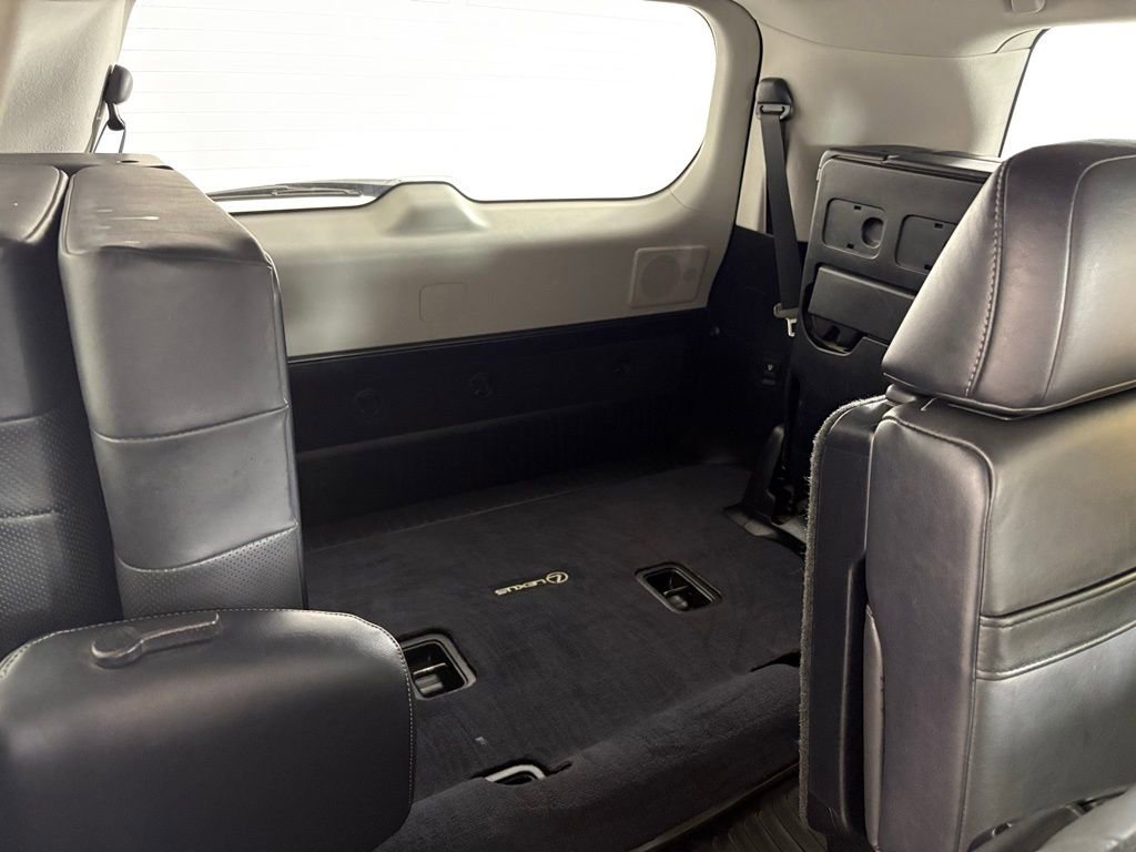 Used 2021 Lexus LX 570 4WD w/ Luxury Package image 42