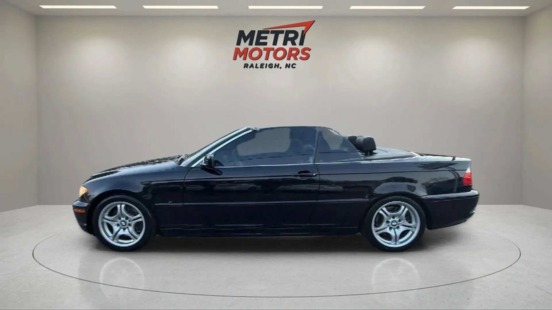 Used 2006 BMW 330Ci Convertible image 9