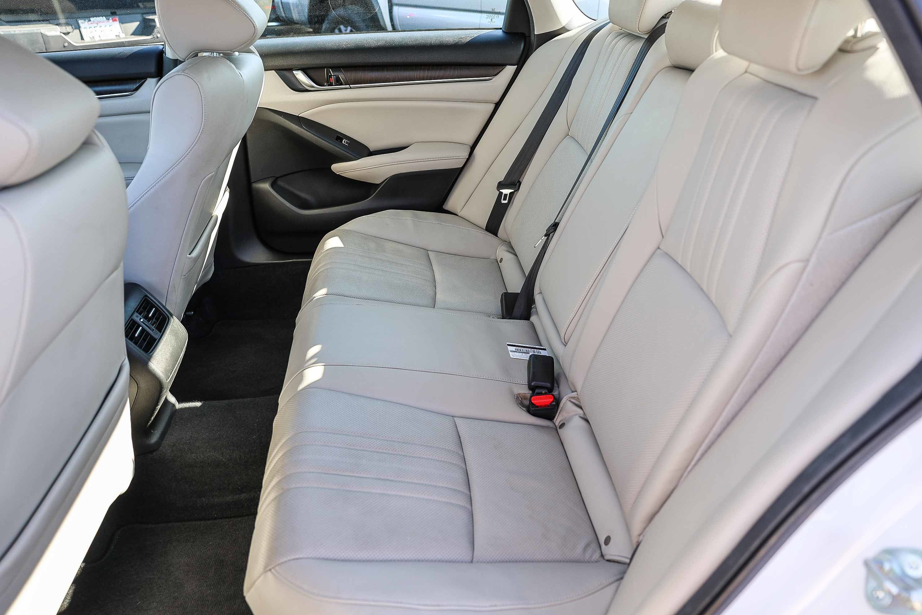 Certified 2019 Honda Accord EX-L image 9